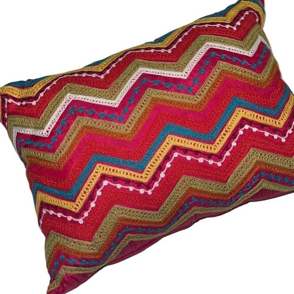 Pier One Pink Multi Colored Bohemian Detailed Throw Pillow Size 16x12 - Picture 1 of 11